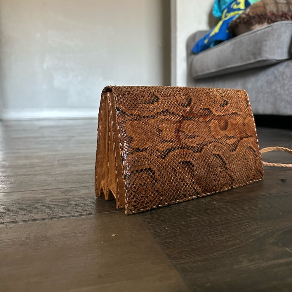 Vintage 70's Womens Snakeskin Python Leather Purse Crossbody Bag made in Senegal